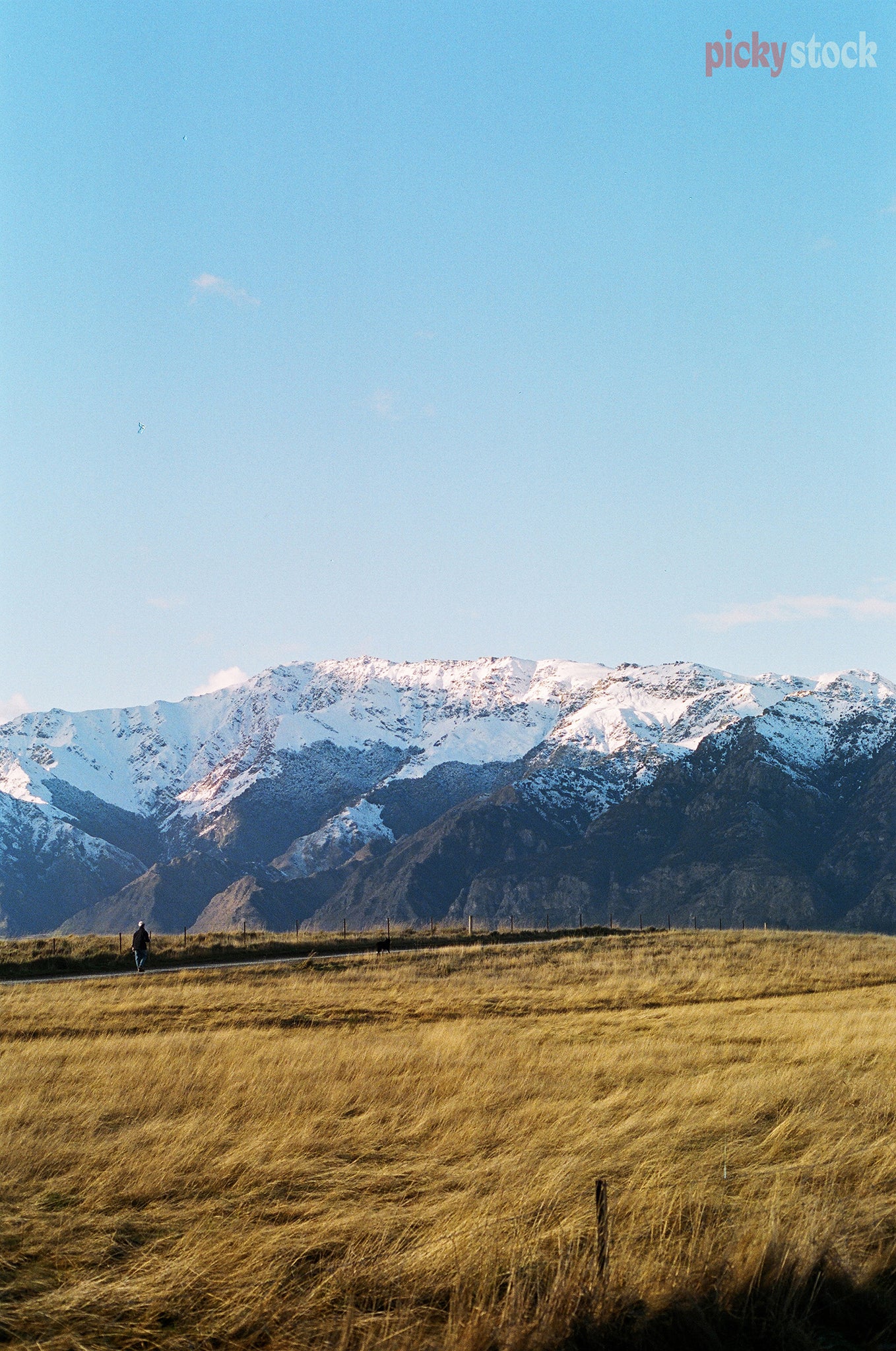 Ice-capped mountainscape of Wanaka. 